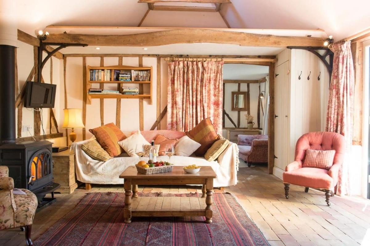 Bromans Barn A Beautiful Cottage By The Sea And Cudmore Nature Reserve Уэст-Мерси Экстерьер фото