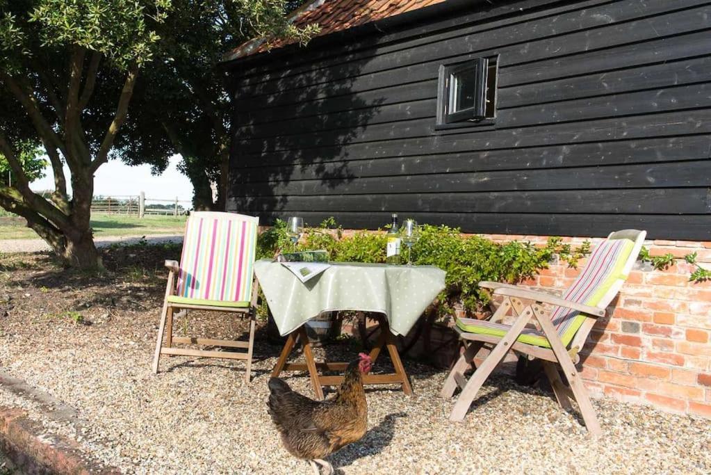 Bromans Barn A Beautiful Cottage By The Sea And Cudmore Nature Reserve Уэст-Мерси Экстерьер фото